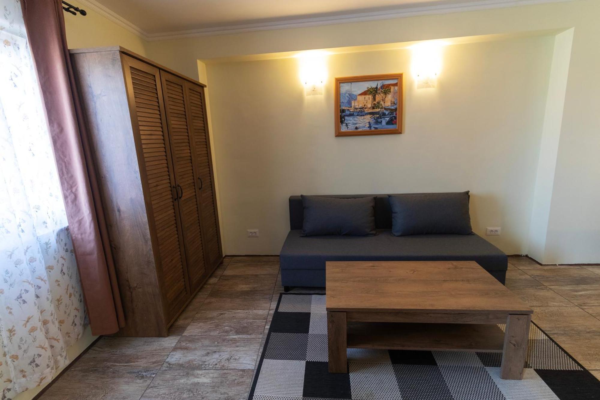 Taverna & Rooms Sutivan Εξωτερικό φωτογραφία