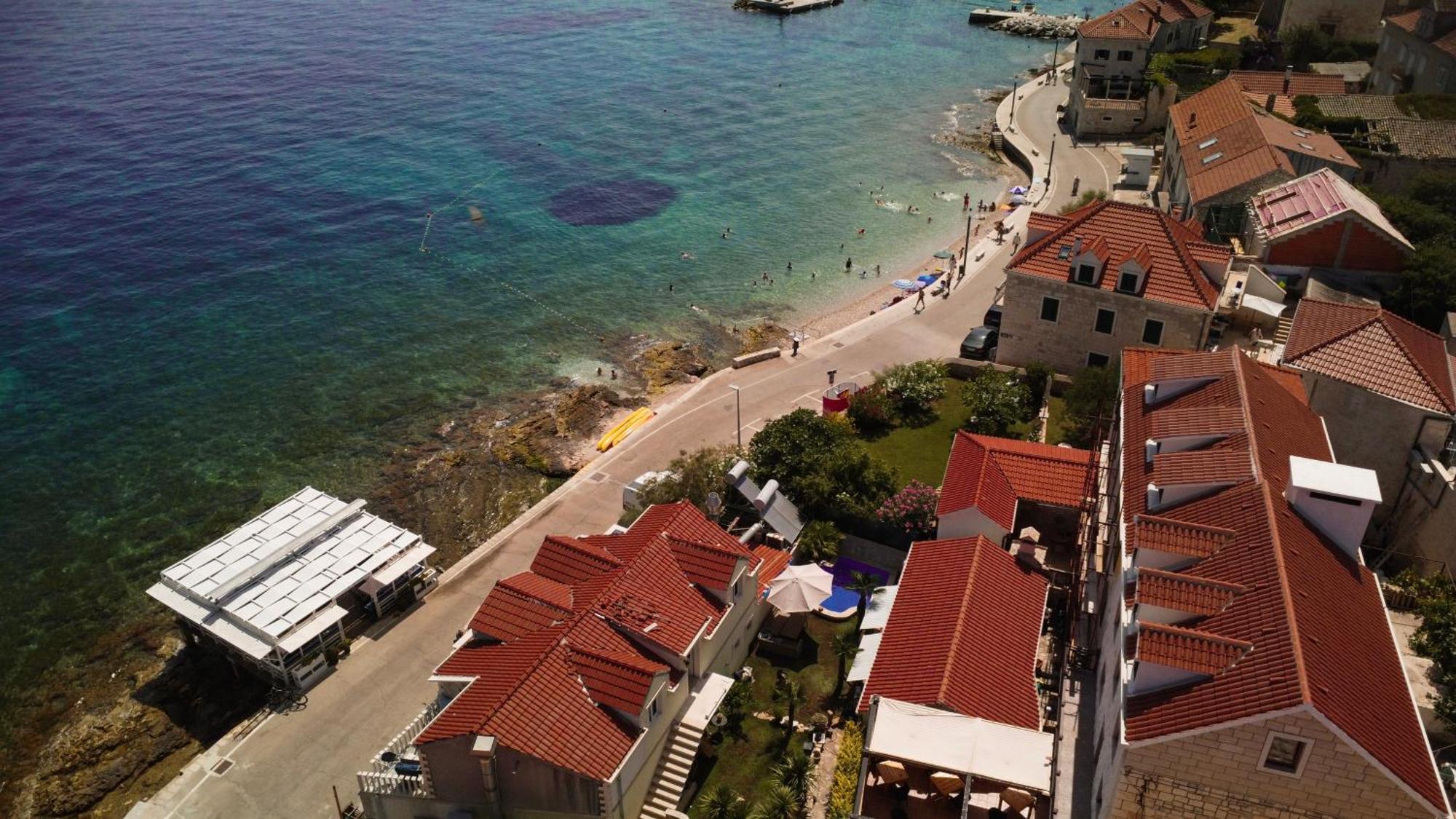 Taverna & Rooms Sutivan Εξωτερικό φωτογραφία