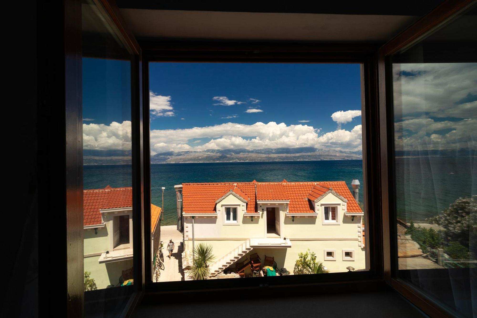 Taverna & Rooms Sutivan Εξωτερικό φωτογραφία